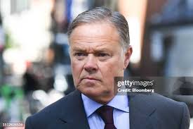 11 Photos & High Res Pictures