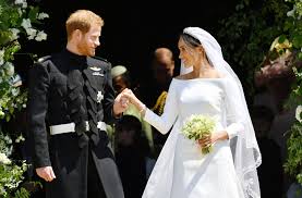 Markle wore this dress to marry trevor engelson in 2011 Meghan Markle S Ex Husband Trevor Engelson Gets Engaged Report People Com