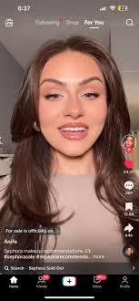 Who is a good hair stylist in Findlay, Ohio?