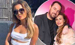 Dani spills the tea on who her famous dad is when jack asks her about her acting career. Dani Dyer Reveals Dad Danny Wasn T Thrilled About Her Going On Love Island Daily Mail Online