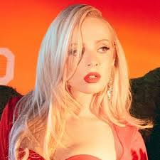 Maddy Bailey's Instagram, Twitter & Facebook