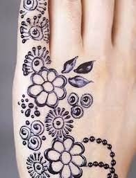 Henna simple terbaru ini dapat dengan mudah anda buat walaupun anda masih pemula. Pin On Portal Gambar