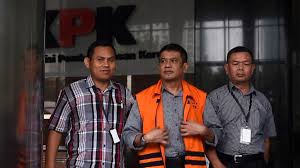 Rohman hidayat social & multimedia support : Jejak Novi Rahman Hidayat Bupati Ke 2 Nganjuk Yang Terjaring Ott Kpk Kumparan Com