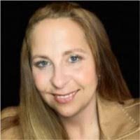 Leslie Lyman's Instagram, Twitter & Facebook