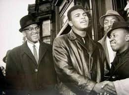 In 1964, malcolm x embraced mainstream sunni islam after realising the heretical nature of the nation of islam cult when he traveled to makkah to perform the. 10 Photos Of Muhammad Ali With Malcolm X Ilmfeed