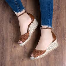 Calçados Luz Da Lua Coleção 2016 Sandalias Calcados Bottero Estilo De Sapatos Sandalias Femininas Sapatos Confortaveis