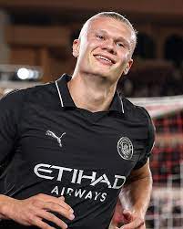 Tin tức thể thao | Erling Haaland đã ghi được 52 bàn thắng tại UCL sau 50 trận... điều này không bình thường 🤖⚽ | Instagram