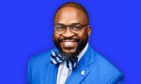 Samuel Tart's Instagram, Twitter & Facebook