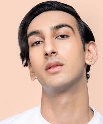 Moses Koul Height, Age, Family, Biography & More » StarsUnfolded