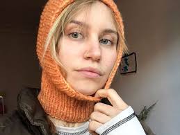 paula.cato completing her awesome #hikinglook with Dolores La Capucha! 🤩❣️  . . . . . . #knityourdreams #handknit #yarnpunk #indiedyedyarn #yarnlover  #knitlife #yarnstagram #diversityknitty #myiamdolores #standtwithsmall  #handmaderevolution ...