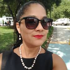 Alguien que esté en la terminal b del aeropuerto de Monterrey??? Quisiera  ver si pudieran recuperar una mochilita de mi hijita con un peluchito muy  preciado adentro 🙏🙏🙏🙏