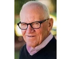 Ian Carnahan's Instagram, Twitter & Facebook