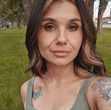 Not an alert but I'm looking for recommendations for local nail salon for  pedicures. I'm annonymous because my husband wants to get a pedicure  (because his feet are rough and calloused). Bonus