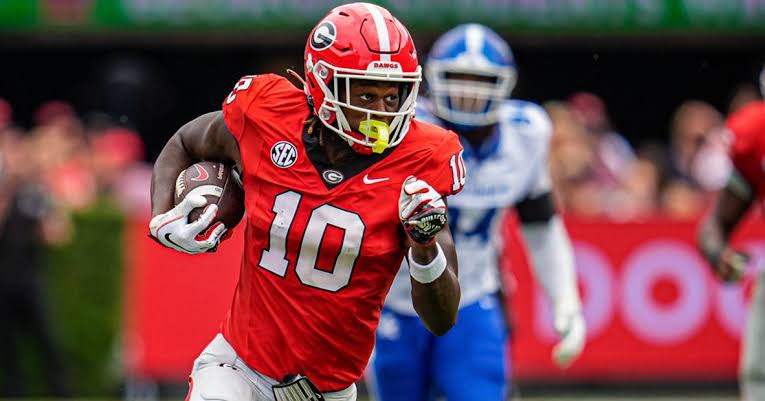 Georgia tight end Elyiss Williams named one of college football's top offensive skill players for 2026