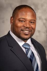 Quinton Bellamy's Instagram, Twitter & Facebook