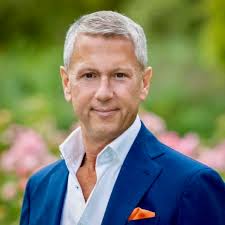 CBRE's Charles Lloyd Appointed as Head of Sales for Mayfair & Prime Central  London at Beauchamp Estates Beauchamp Estates