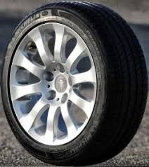 Shop all 235/55r18 tires available at your local firestone complete auto care. Michelin Primacy 3 235 55 R18 104y Xl Fsl Starting From 137 86 2021 Skinflint Price Comparison Uk