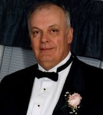 Eldon Pearson's Instagram, Twitter & Facebook