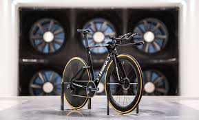 the 2020 specialized shiv tt disc is finally official cyclingtips