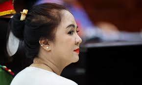 Bà Phương Hằng: 'Vô cùng ân hận vì không hiểu biết pháp luật'