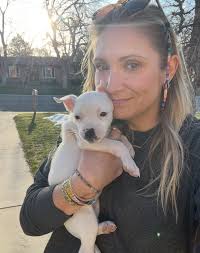 Hi! My name is Serena and I'm a college student doing online school with 2  years dogsitting experience! I just got approved through Rover and wanted  to share my account