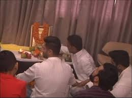 Chirag kumar paswan is a politician and president of lok janshakti party. Chirag Paswan Offers Prayers At His Home Before Filing Nomination Papers