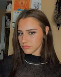 Aubrey Ober - Free pics, galleries & more at Babepedia