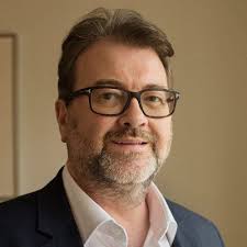 Leadership consultant and author derek draper has written a new book 'create space' which advises how to manage your time. Derek Draper Derekdraper Twitter