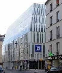 Swiss post began the new strategy period well under the new group structure during the first three months of the year. La Banque Postale