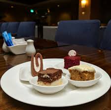Hotel Review Holiday Inn Singapore Orchard City Centre Premier Room An Orchard Road Staycation Experience Secret Life Of Fatbacks