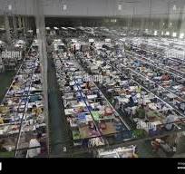 Cambodia garment factory -Fotos und -Bildmaterial in hoher ...