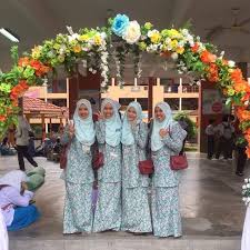 Menurut kenyataan yang dikeluarkan oleh kementerian pendidikan, di sini, hari ini, majlis. Tema Kembar Hari Guru