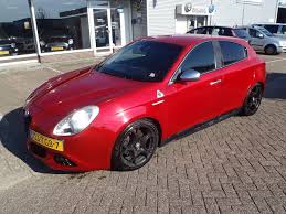 Image result for Rosso Alfa Mica 2012 Giulietta