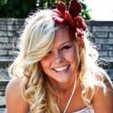 Shelby Rosenthal's Instagram, Twitter & Facebook