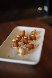 papas bravas or capa tots food breakfast french toast