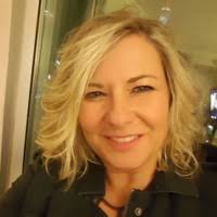 Becky Dabbs's Instagram, Twitter & Facebook