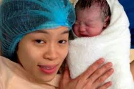 Wong Mew Choo Kingston Lee. The baby boy, Kingston Lee, was delivered at Gleneagles Hospital in Ampang, was brought into the world through Caesarean section ... - Wong-Mew-Choo-Kingston-Lee