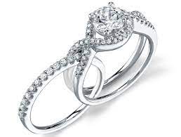 I Love The Idea Of The Wedding Band And Engagement Ring Fitting Together Or Intertwining Engagement Rings Twisted Bling Wedding Wedding Rings Engagement