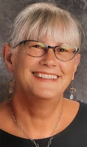 4 candidates vie for 2 seats