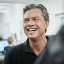 Lloyd holt Jörg Wetzel als CFO