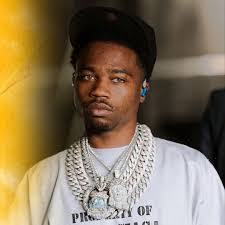 Cassandra Royal's Instagram, Twitter & Facebook