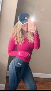 Dm me to talk bout Brooke 😀 : r/BrookeAB_Pics