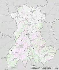 Région de montagnes et de volcans érodés, de villages et de belles campagne, l'auvergne est idéale pour un séjour au vert ! Carte De L Auvergne Plusieurs Cartes De La Region Du Centre De La France