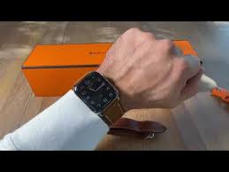 The apple watch was released during the keynote event in september 2014. Shocking Discovery Hermes Apple Watch Series 6 Fauve Barenia Attelage Single Tour Comparison Youtube