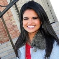 Tina Packard's Instagram, Twitter & Facebook