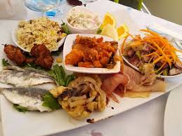 Aggiungete dell'acqua e il concentrato di pomodoro. Attenti Alla Svastica Recensioni Su L Ambasciata Di Sicilia Ristorante Osteria Agrigento Tripadvisor