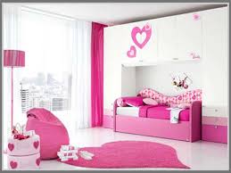 Desain kamar tidur nuansa pink memerlihatkan penampilan ruang personal yang sangat cantik serta feminin. Kamar Tidur Anak Perempuan Warna Pink Edupaint
