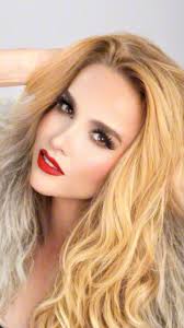 Gracias Carlos Marquez por esta súper sesión !! De Anda Studios 💯de 💯!!  @oktaviotorres_ gracias x mi maquillaje y cabello! 👏🏻👏🏻👏🏻ame ! ❤️.  Lisli Baez gracias!! Exclusivos Baez por los abrigos que ...