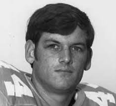 Modern Records . . 124 Bowl History . . . . . 128 Stat Categories . . . 130  Opponent Records 152 Coaching Records . 154 Series R