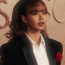 Pembe Cherole Nicole Mort Lisa